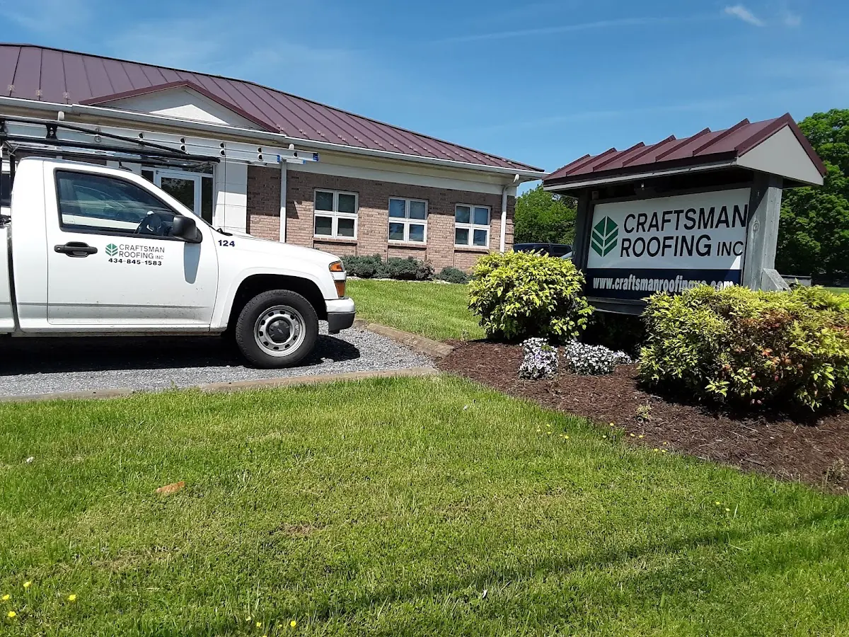 Quality Chimney Repair by experienced craftsmen in Creekwood